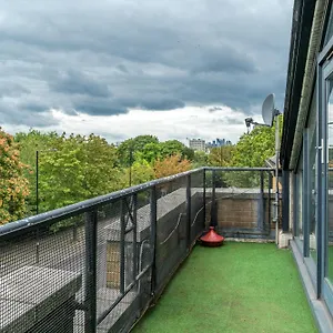Modern 1 Bedroom City Penthouse London